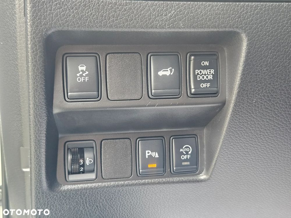 Nissan X-Trail 1.6 DIG-T N-Connecta 2WD - 35