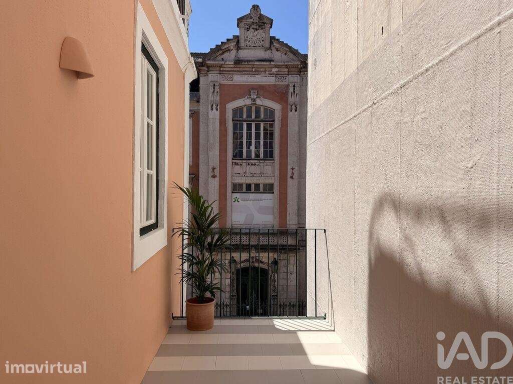 Apartamento T2 em Alcântara de 81,09 m2 - Grande imagem: 2/38
