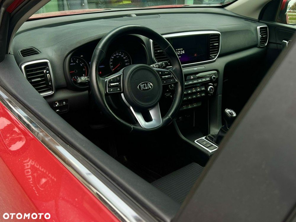 Kia Sportage 1.6 GDI Black Edition 2WD - 8