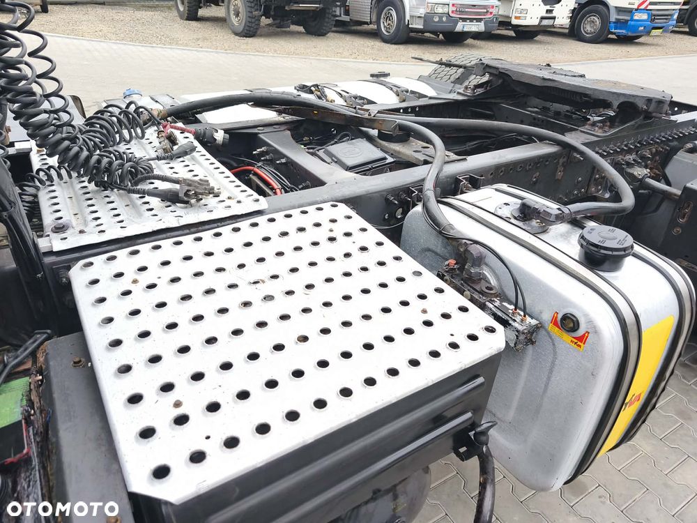 Volvo FH12 420 Standard Automat 2013 rok nowe opony - 29