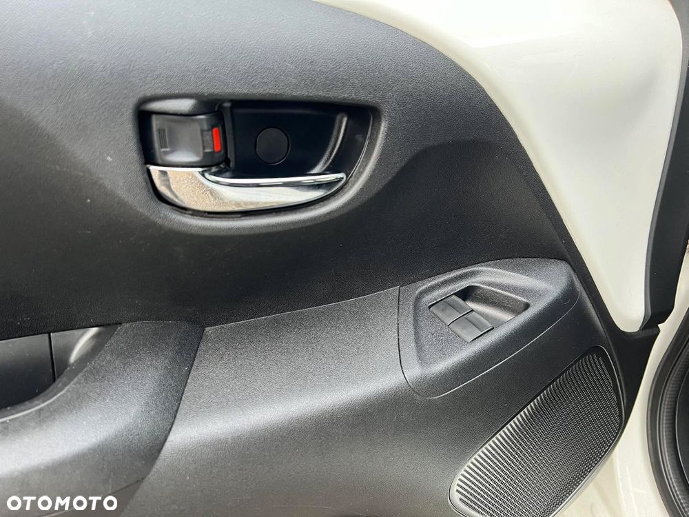 Toyota Aygo x-clusive Style Selection - 19