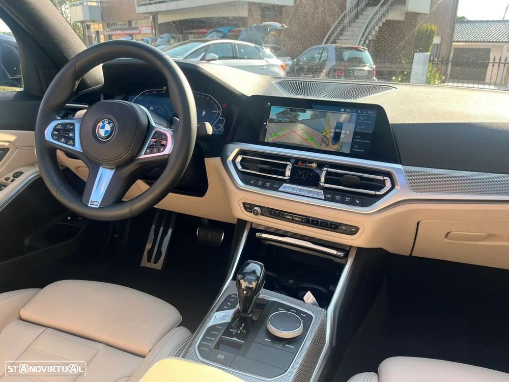 BMW 330 e Pack Desportivo M Auto - 49