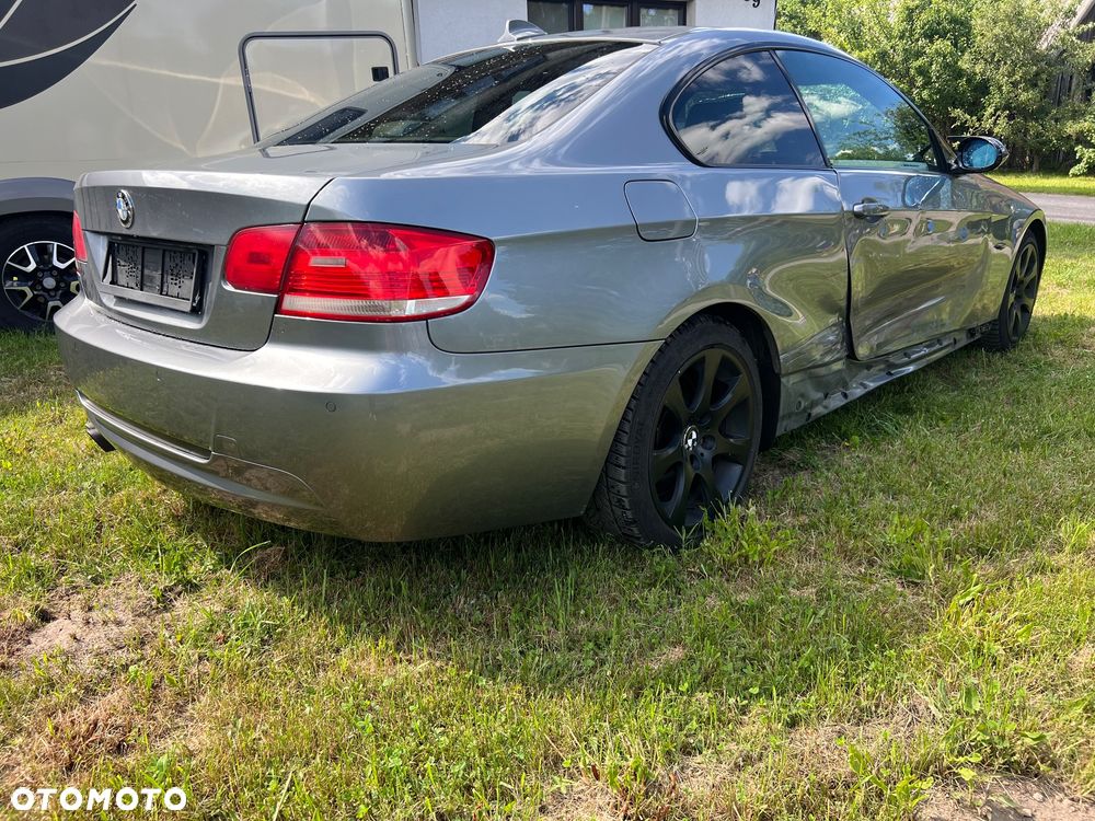 BMW Seria 3 330xd - 4