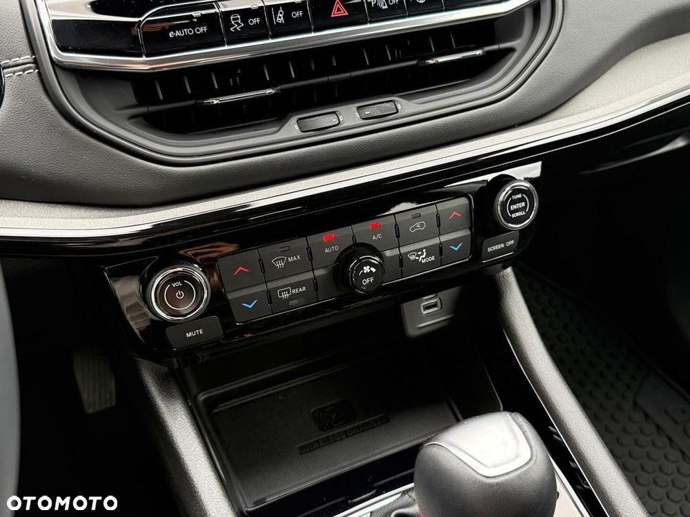 Jeep Compass 1.5 T4 mHEV Summit FWD S&S DCT - 16