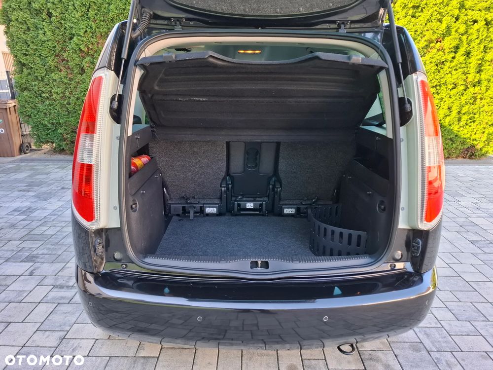 Skoda Roomster - 16