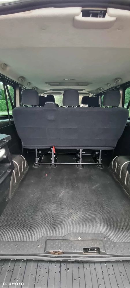Renault Trafic - 10