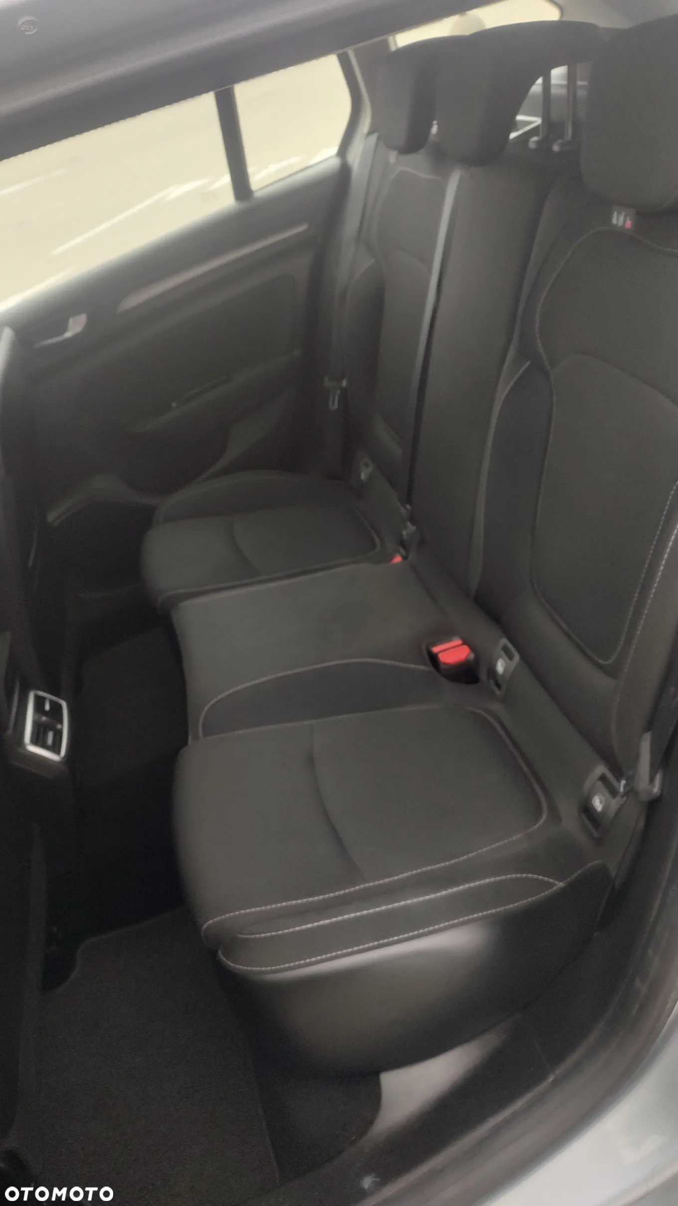 Renault Megane 1.3 TCe FAP Zen - 31