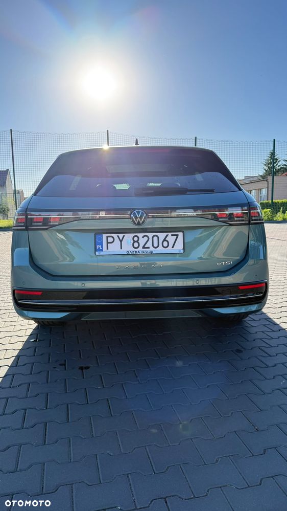 Volkswagen Passat - 5