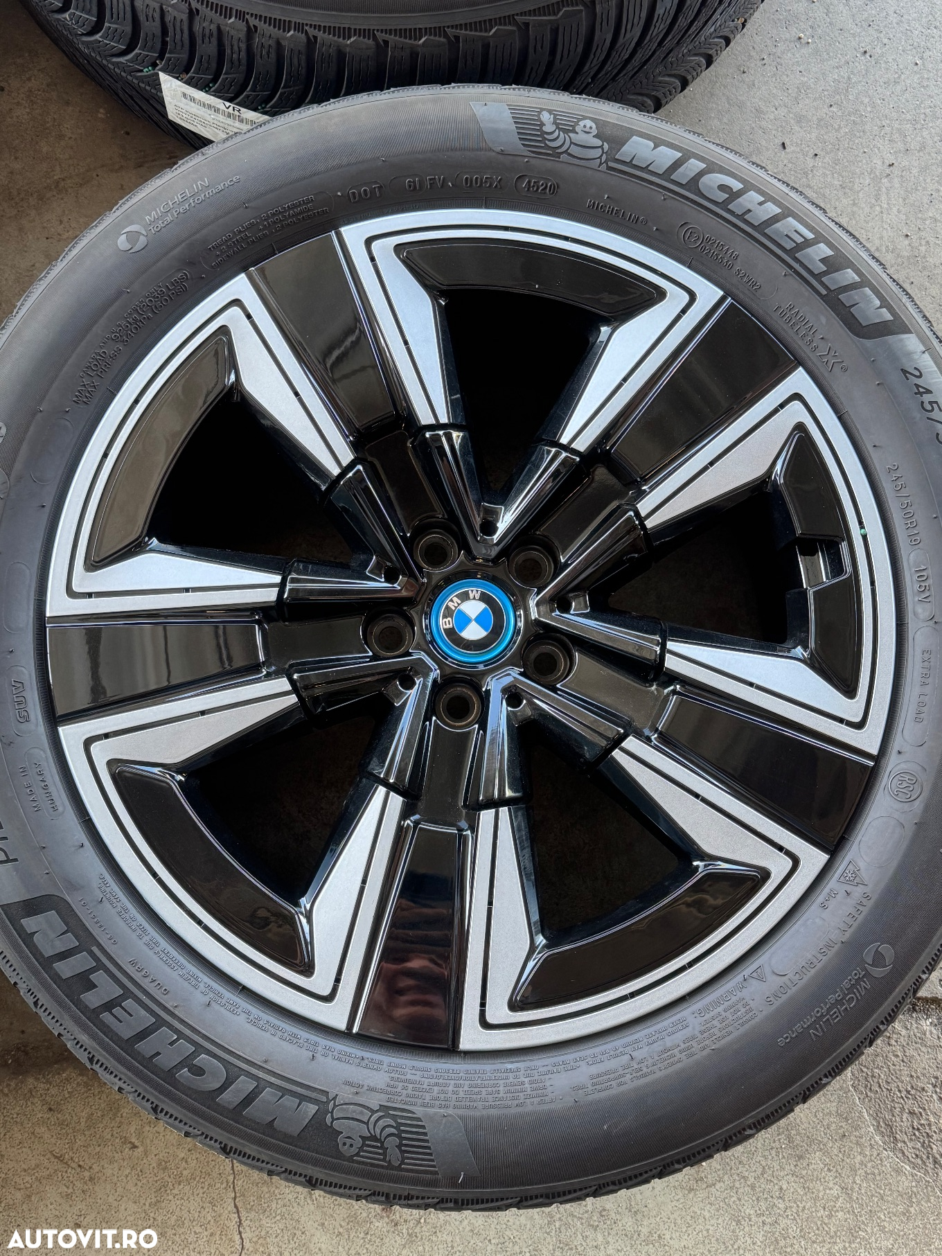 Vând jante originale BMW IX3 pe 19” cu anvelope de iarnă - 6
