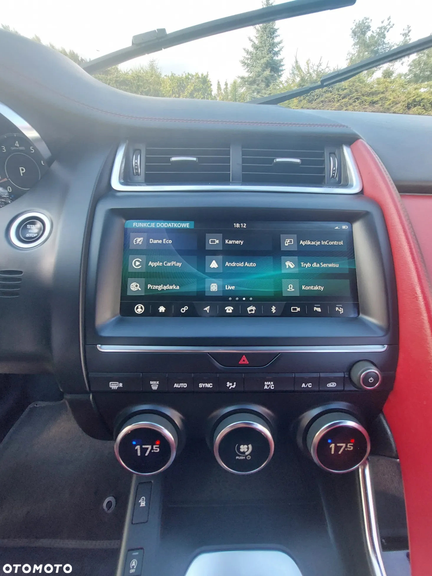 Jaguar E-Pace 2.0 i4P AWD R-Dynamic HSE - 14