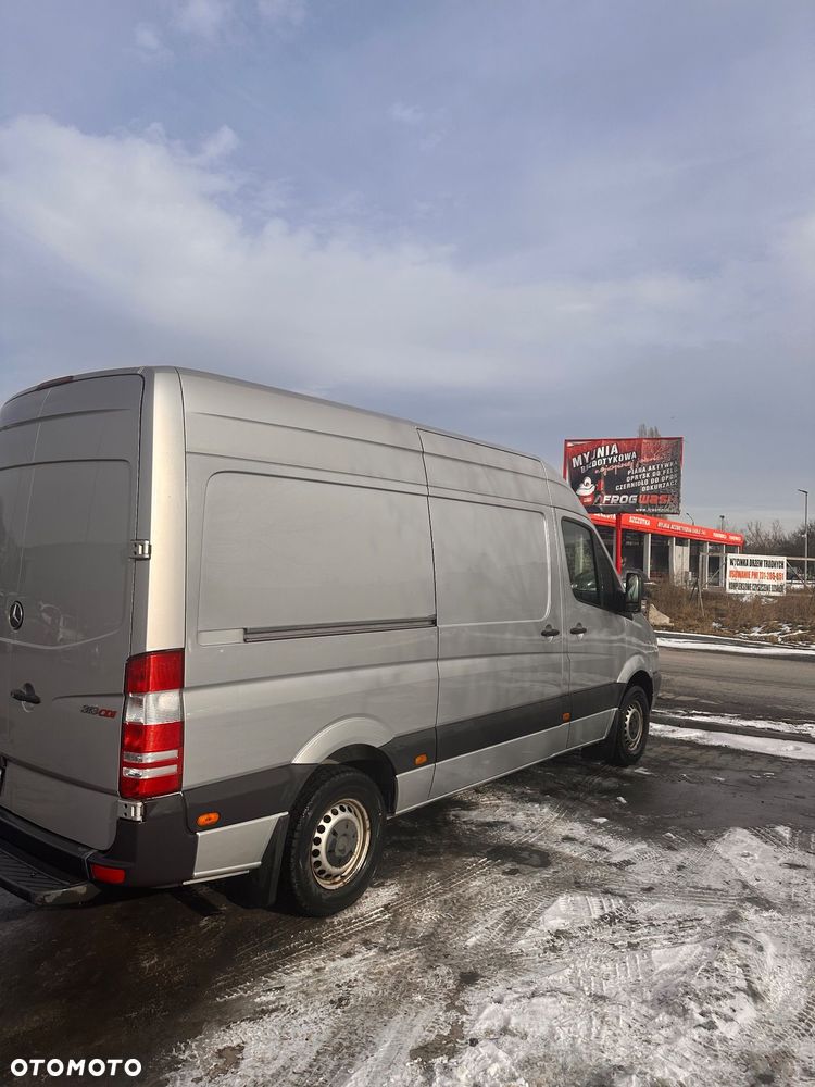 Mercedes-Benz Sprinter 906.235 - 9