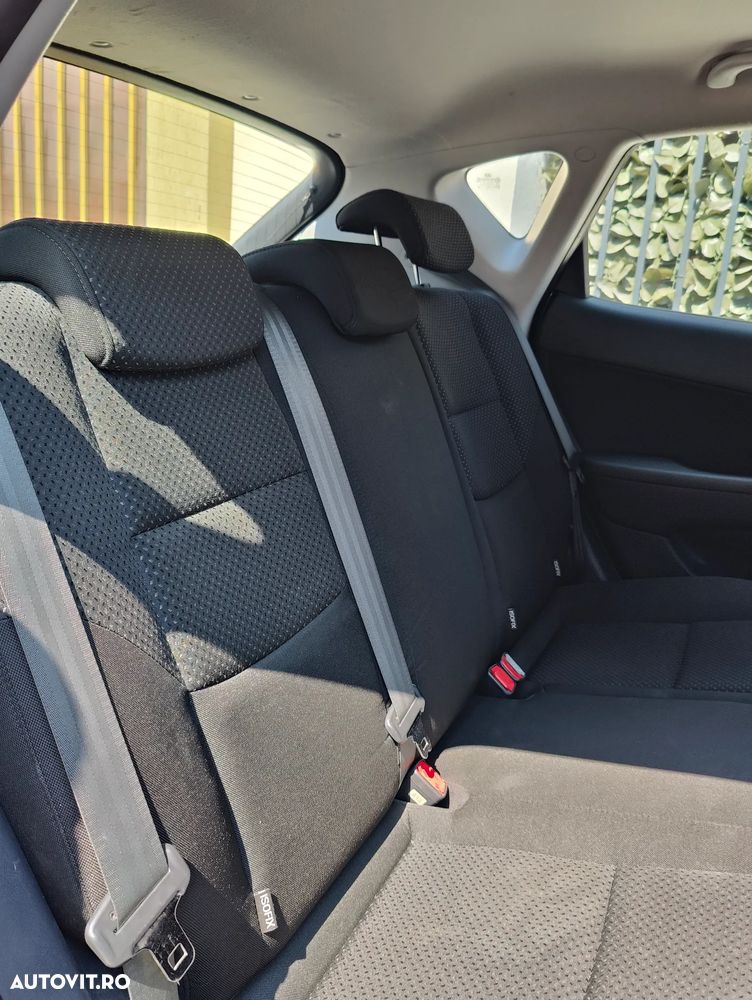 Hyundai i30 1.4 DOHC GL Classic - 10