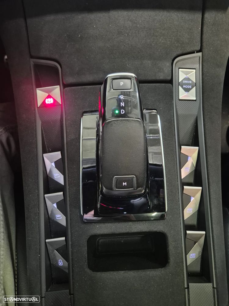 DS DS7 Crossback 1.6 THP Performance Line EAT8 - 11
