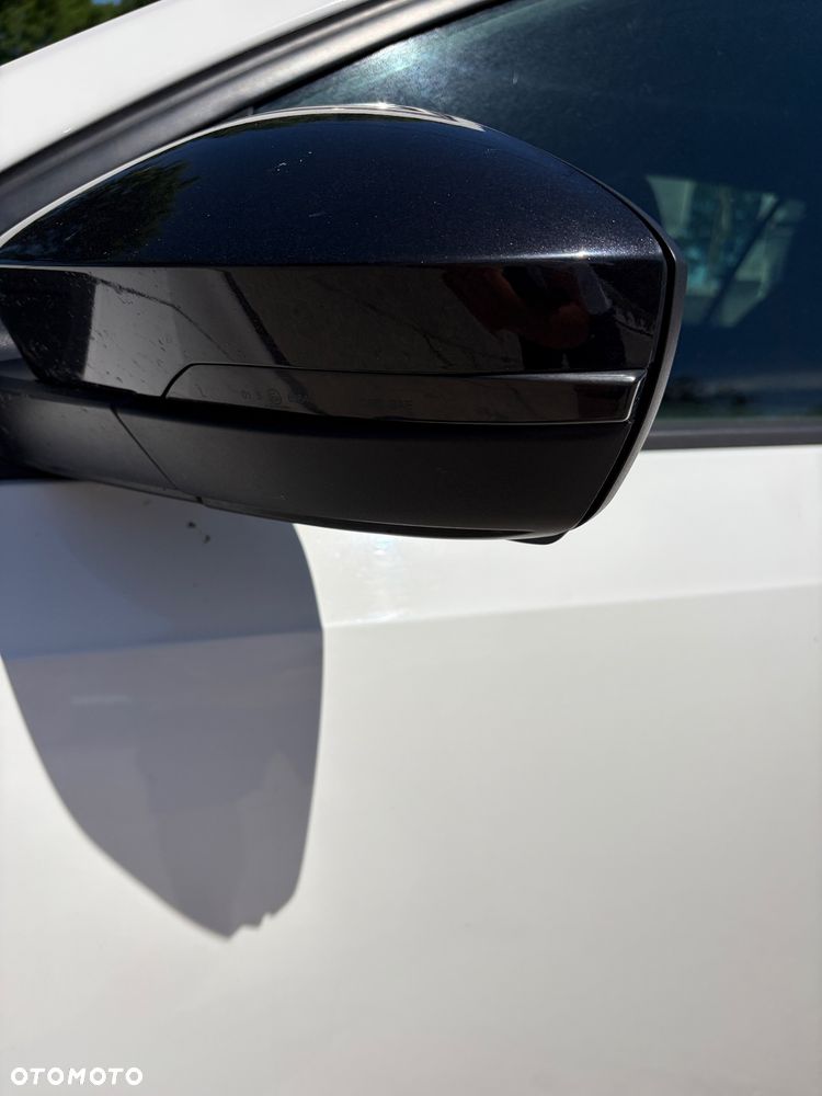 Skoda Octavia 2.0 TDI DSG RS - 18