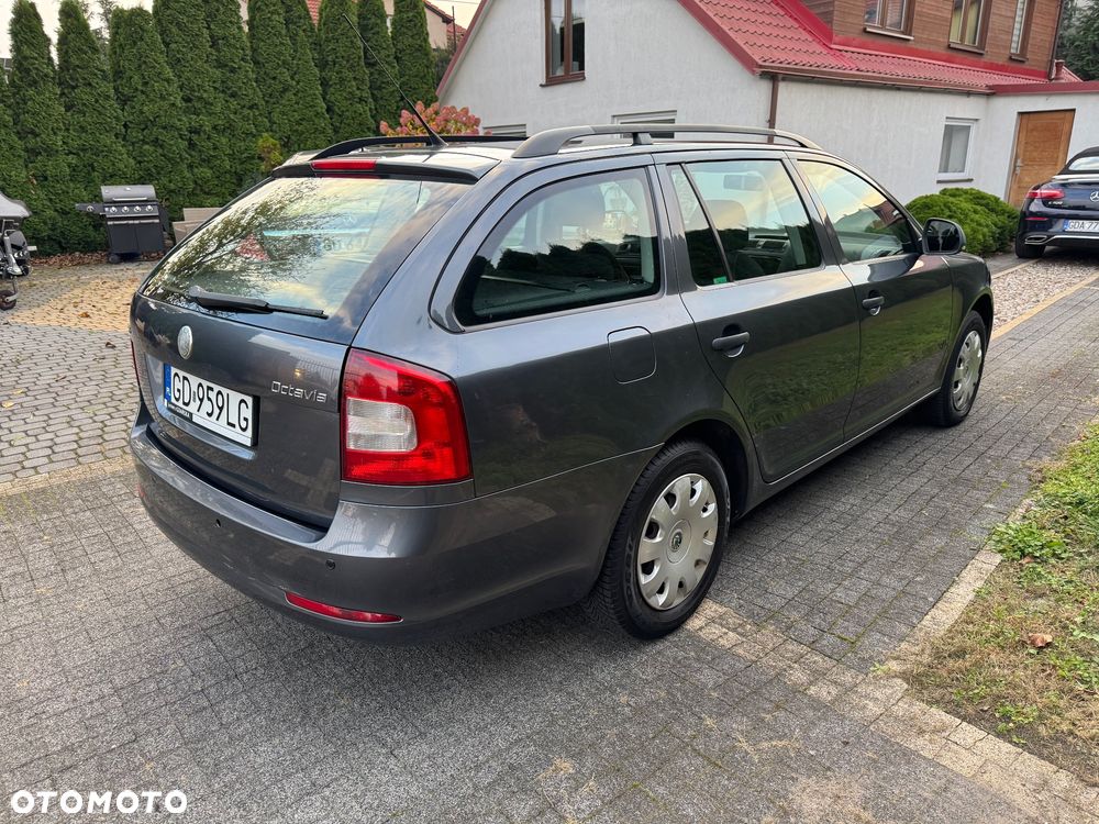 Skoda Octavia 1.4 TSI Ambiente - 6