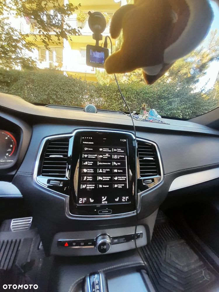 Volvo XC 90 - 24