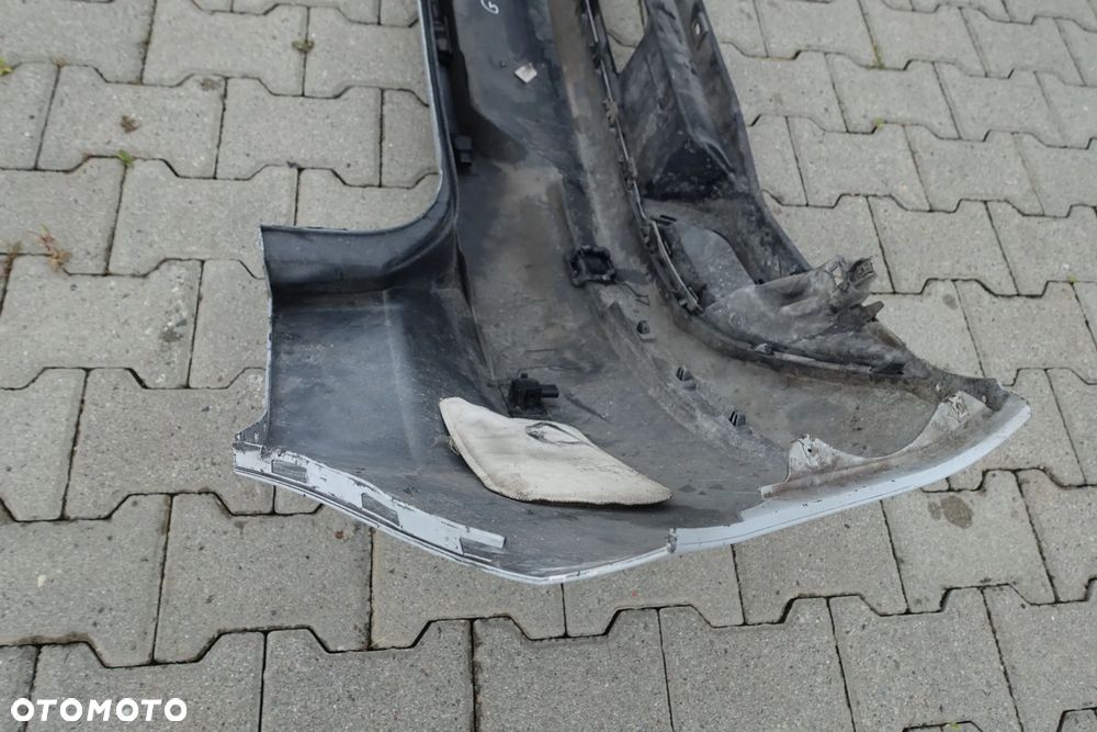 ZDERZAK TYLNY GOLF VII HB LB9Z - 13