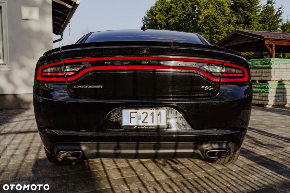 Dodge Charger - 4