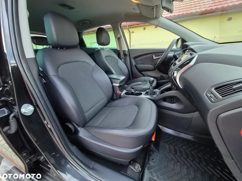 Hyundai ix35 1.6 2WD Style - 24