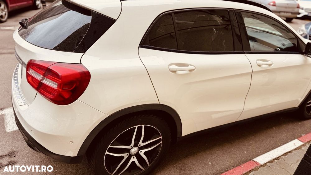 Mercedes-Benz GLA 200 CDI 4MATIC Aut. - 1