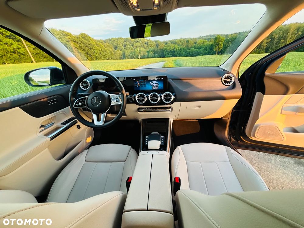 Mercedes-Benz EQA 300 66.5kWh 4-Matic Progressive - 35