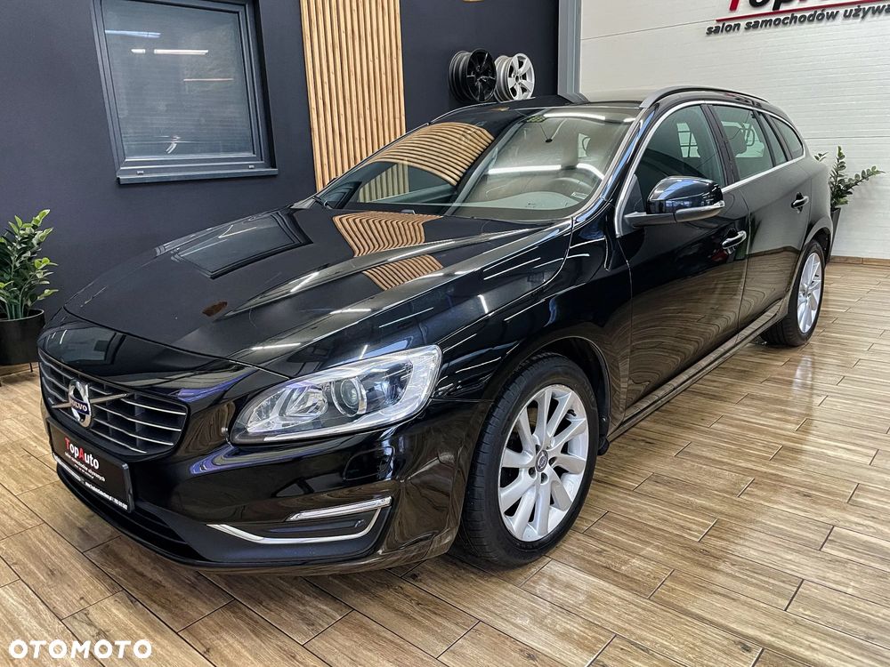 Volvo V60 T3 Summum - 13