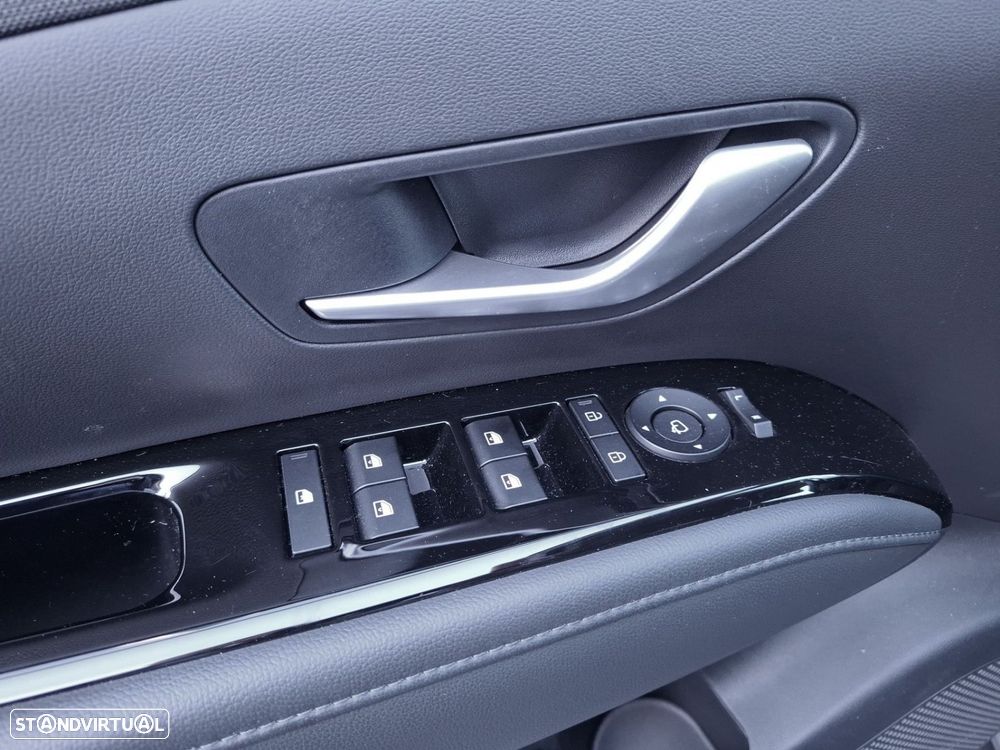 Hyundai Tucson 1.6 T-GDI HEV Vanguard+TA - 19