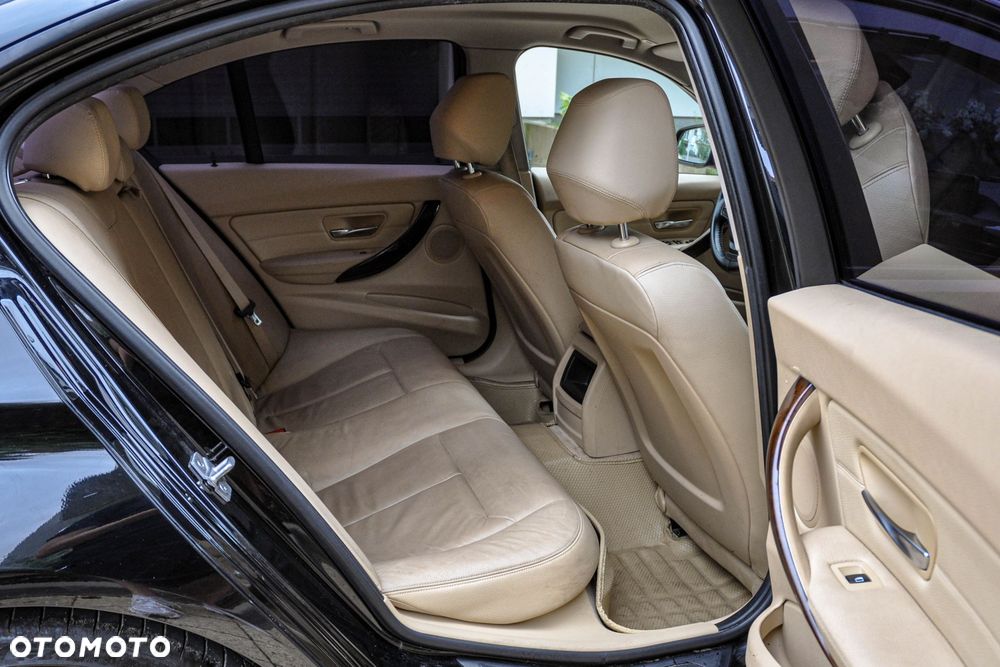 BMW Seria 3 - 13