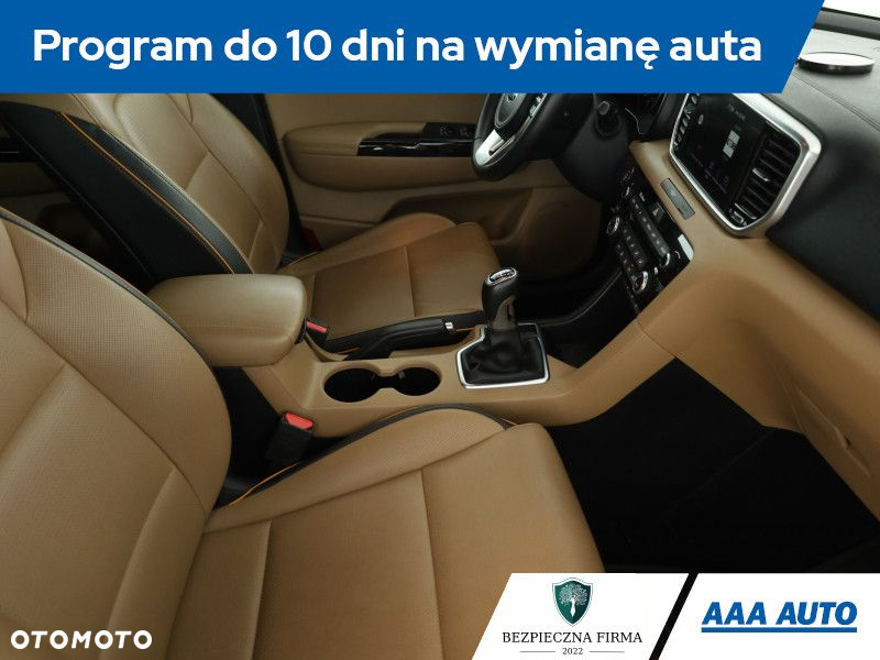 Kia Sportage - 8