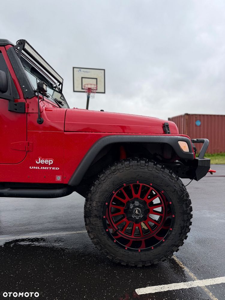 Jeep Wrangler - 9