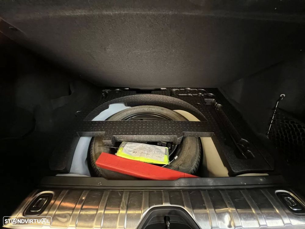 Peugeot 2008 1.2 PureTech GT Line - 49