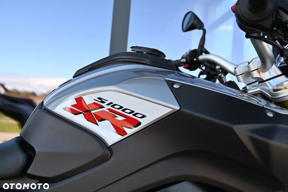 BMW XR - 31