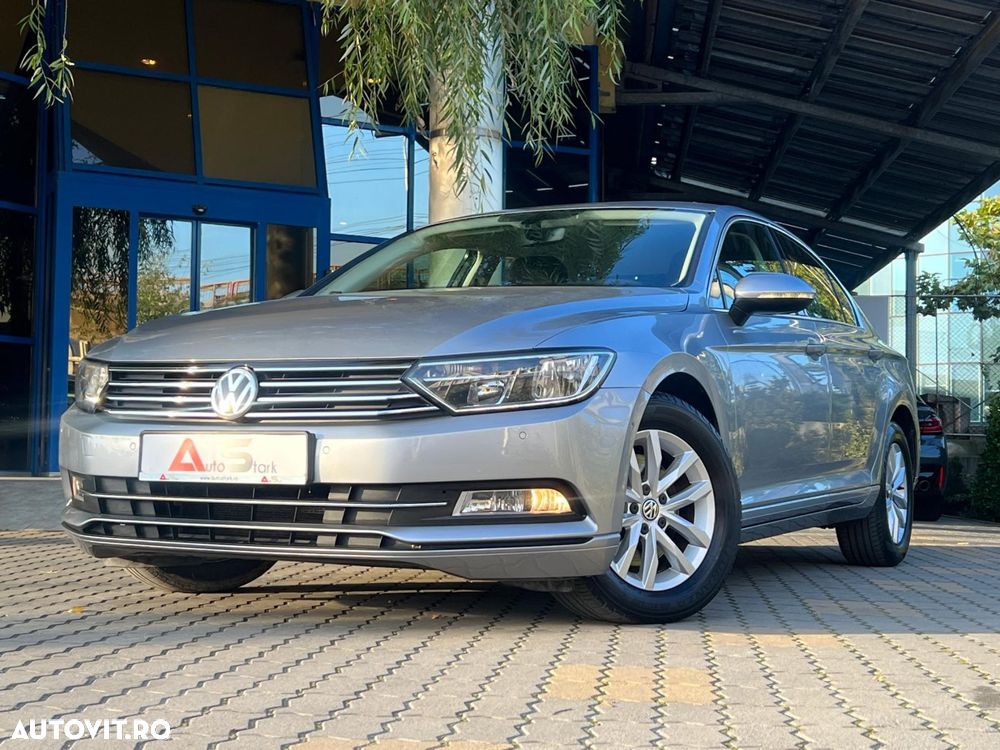 Volkswagen Passat 1.6 TDI DSG Comfortline - 9