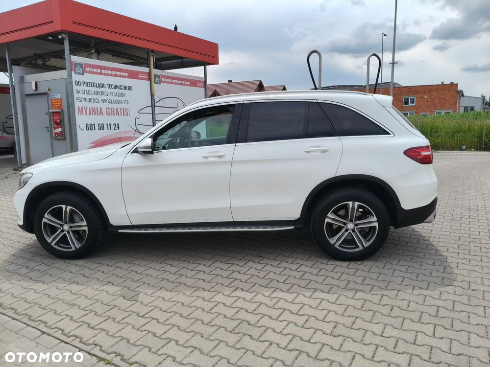 Mercedes-Benz GLC - 4