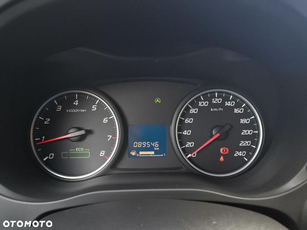 Mitsubishi Outlander - 17