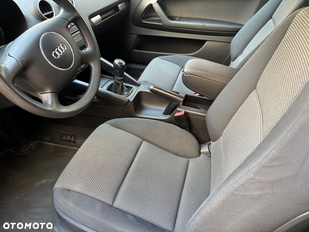 Audi A3 3-drzwiowe - 9