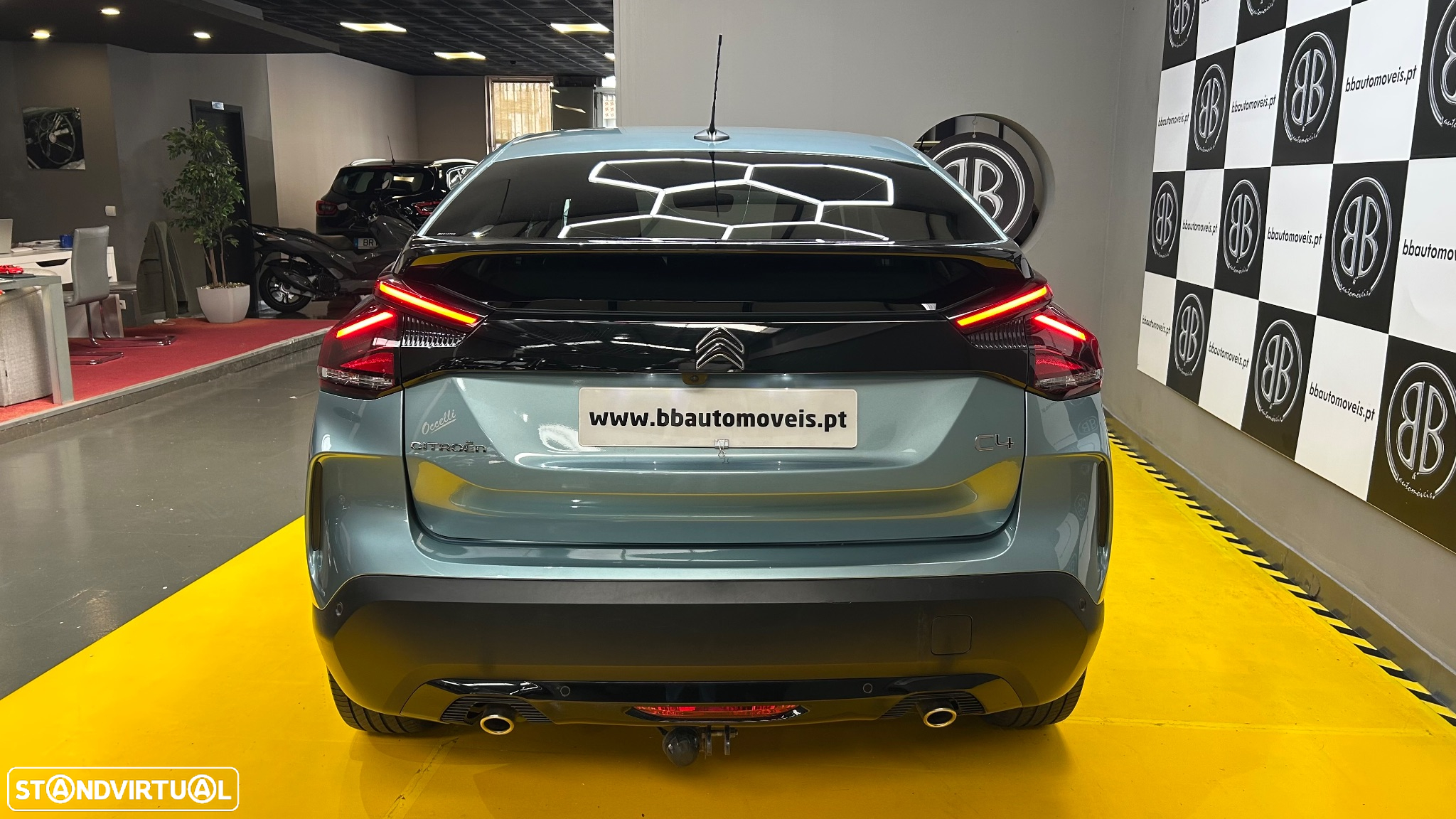 Citroën C4 1.2 PureTech Shine Pack EAT8 - 4
