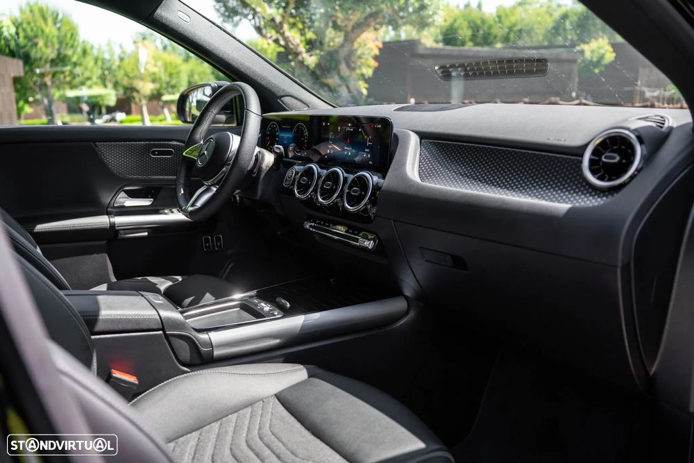 Mercedes-Benz GLA 250 e Progressive - 52
