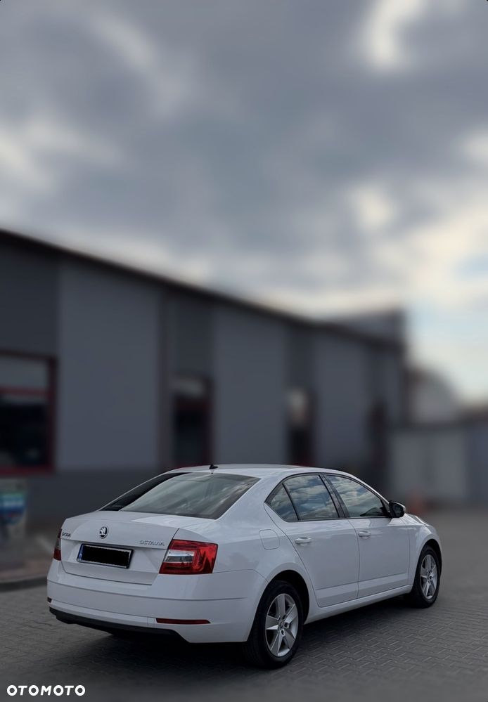 Skoda Octavia 1.6 TDI Ambition - 2