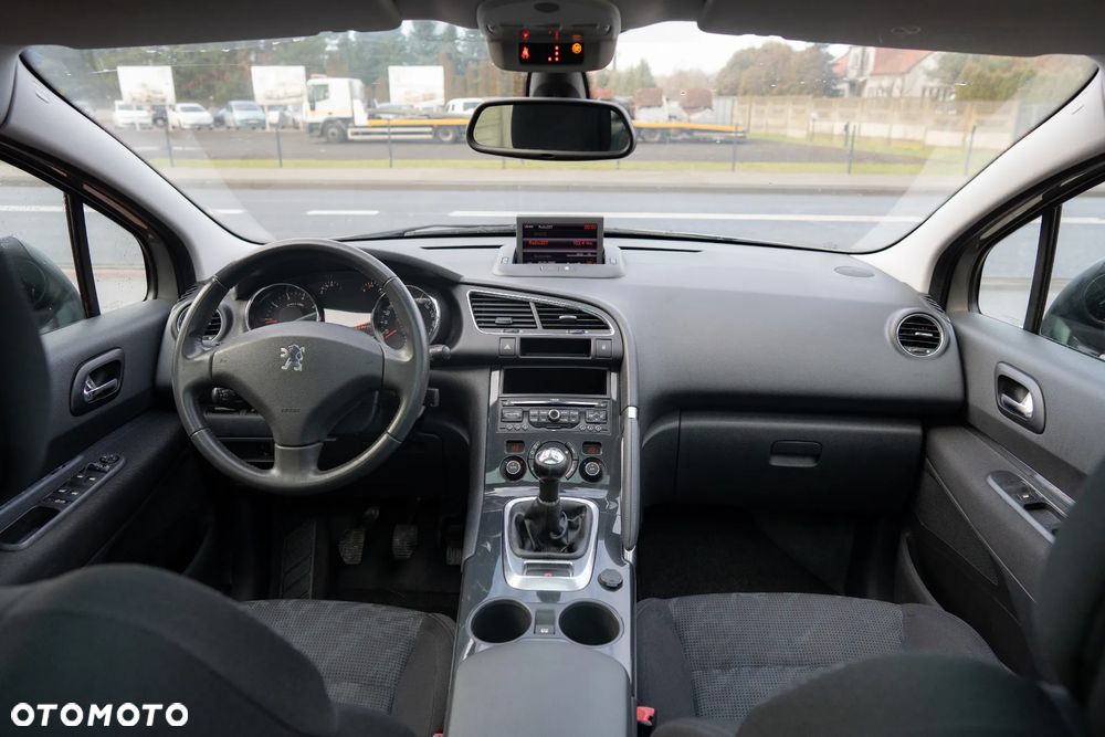 Peugeot 3008 120 VTi Premium - 17