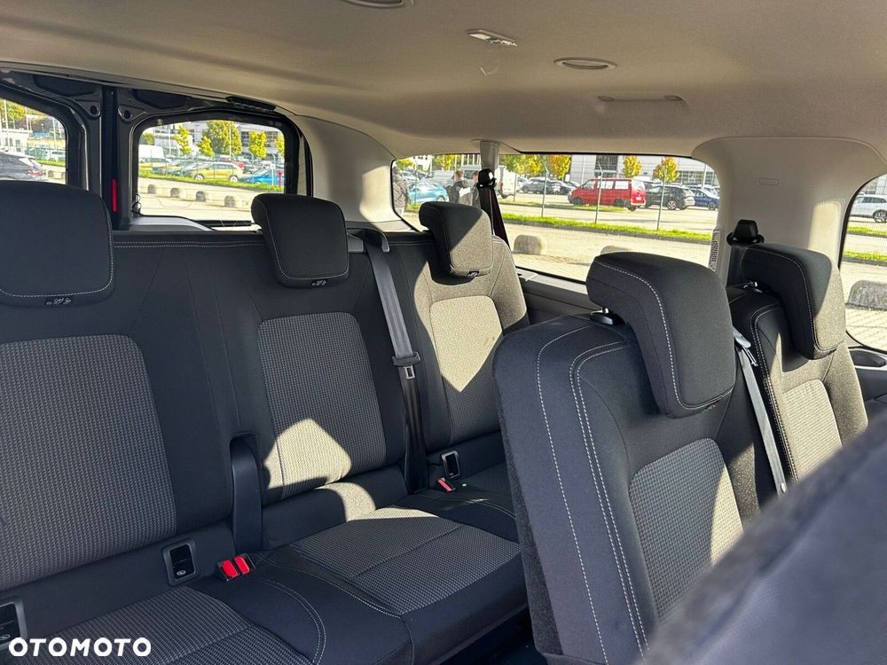 Volkswagen Caravelle Caravelle silnik: 2,0 l TDI 150 KM / skrzynia biegów: 6-biegowa manualna rozstaw osi: 3500 mm - 27