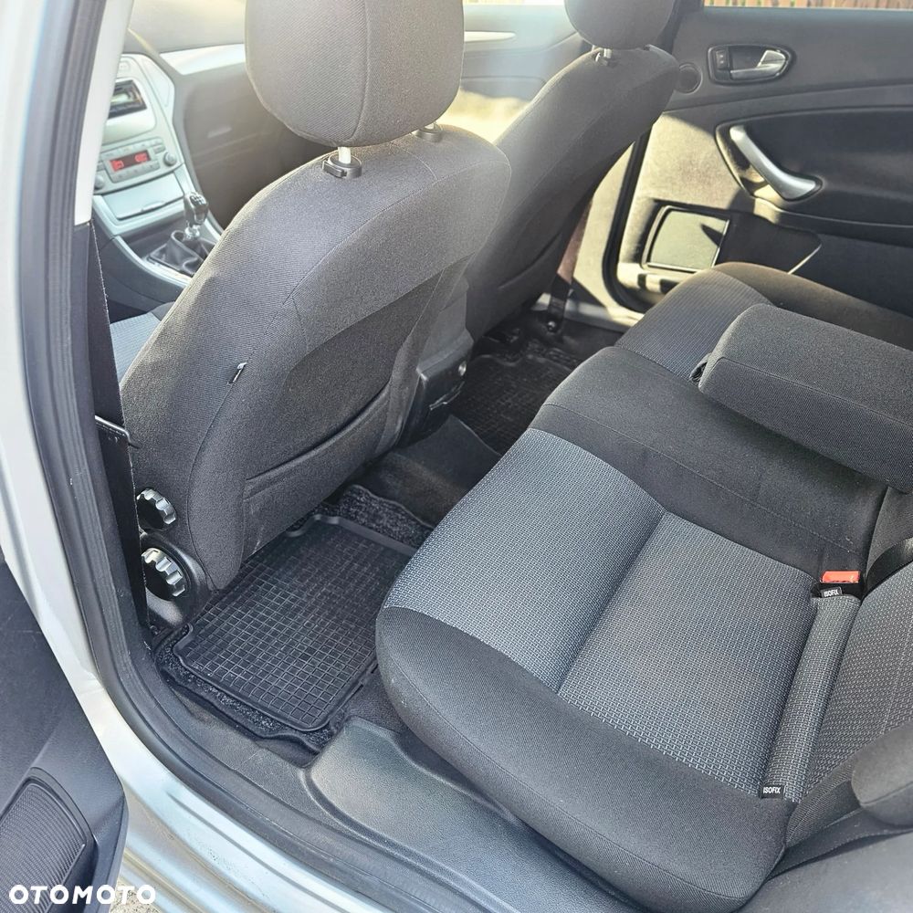 Ford Mondeo SW 2.0 TDCi Business Edition - 14