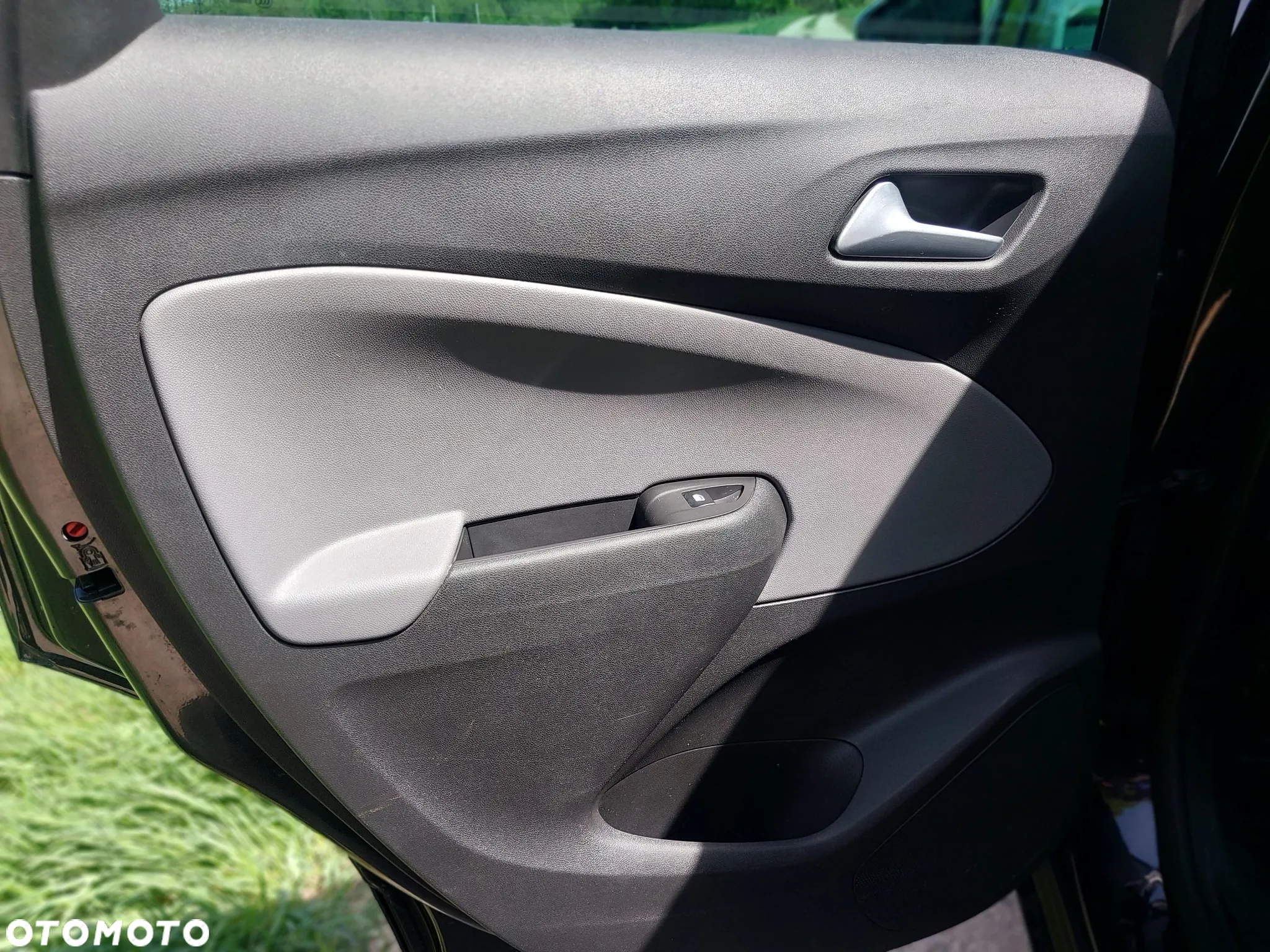 Opel Crossland X - 21