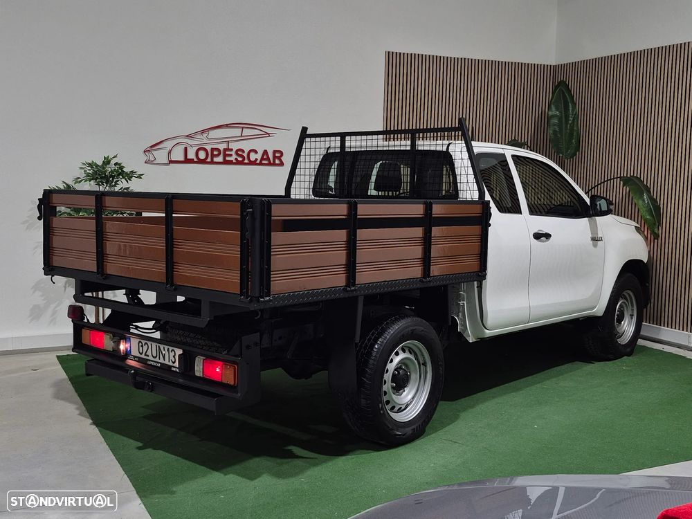 Toyota Hilux 2.4D-4D - 2018 - 137.000KM | GARANTIA | NACIONAL - 3 LUG - 7