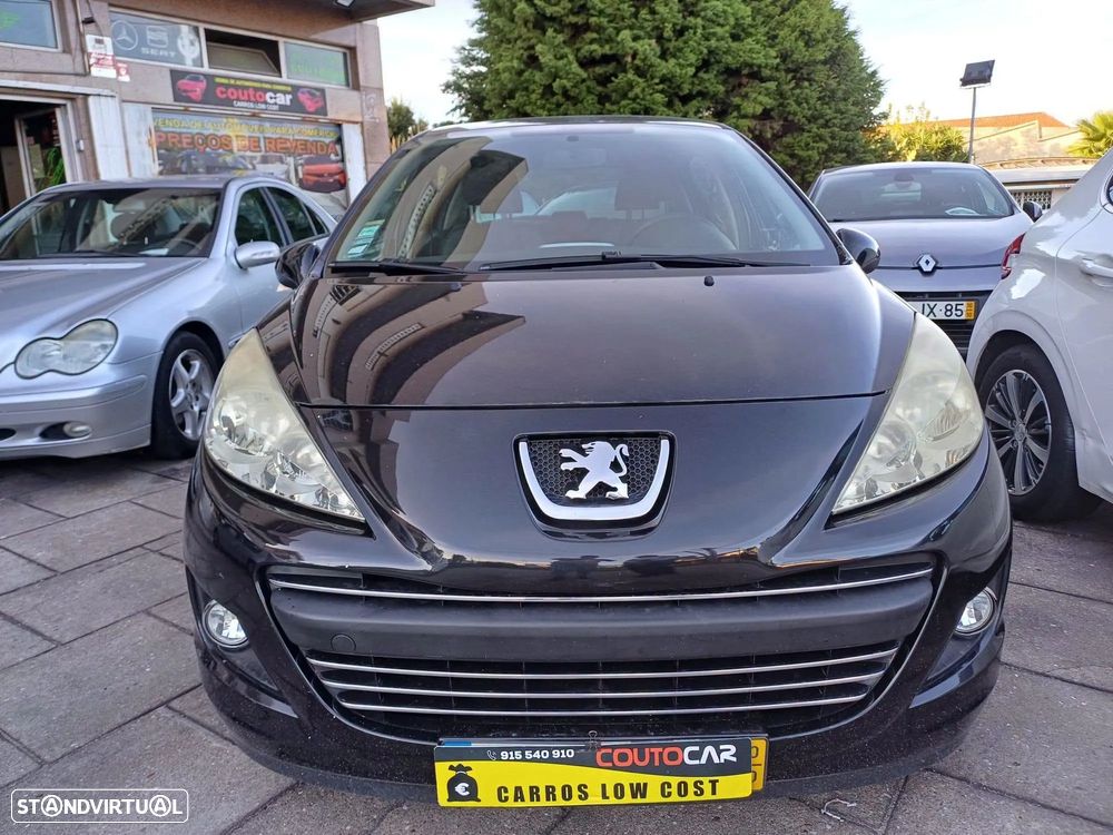 Peugeot 207 1.4 16V SE Millesim 200 Anos - 4