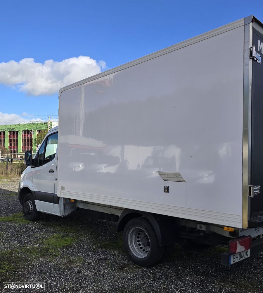 Mercedes-Benz Sprinter 517 - 5