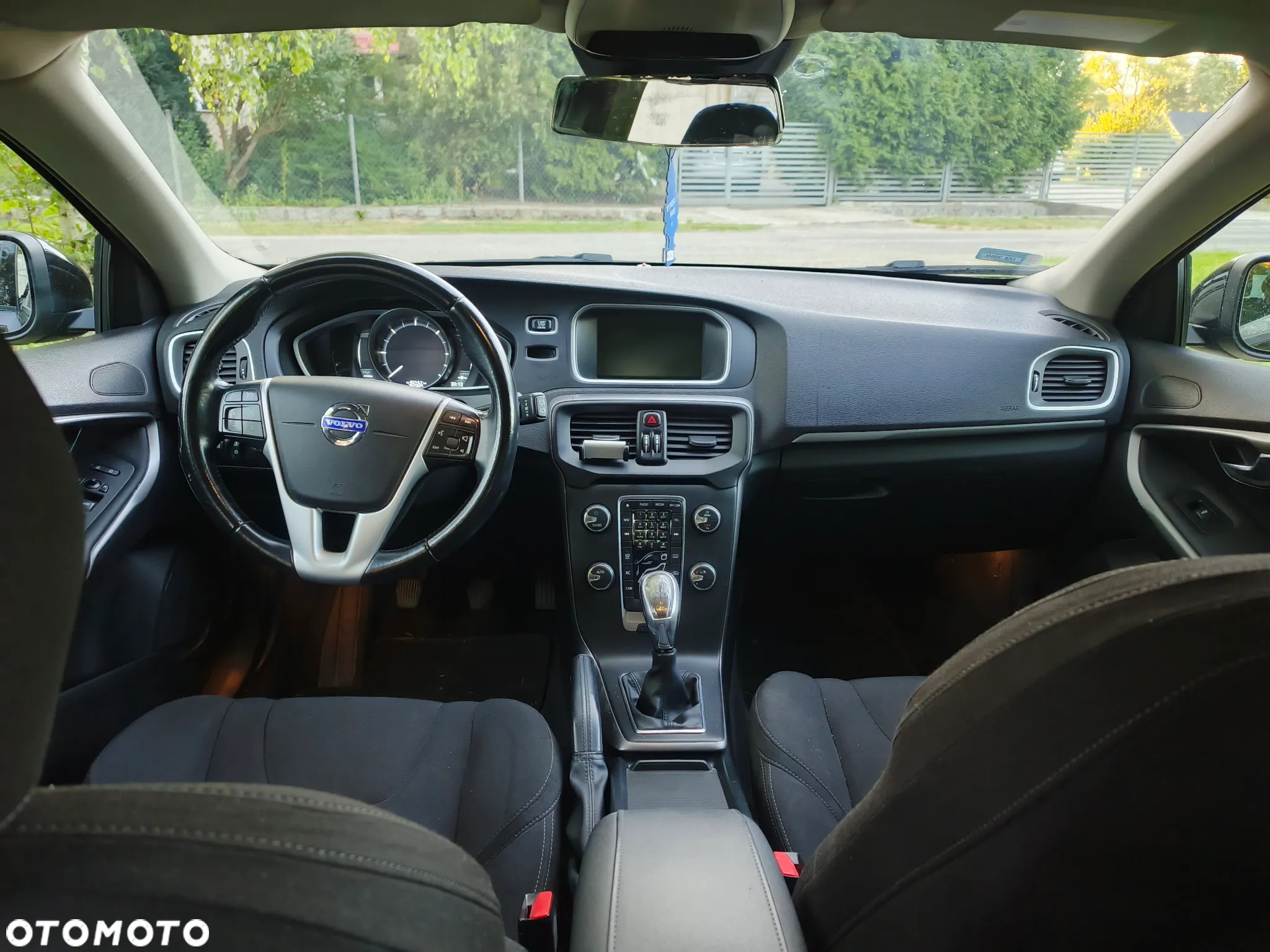 Volvo V40 D2 Kinetic - 12