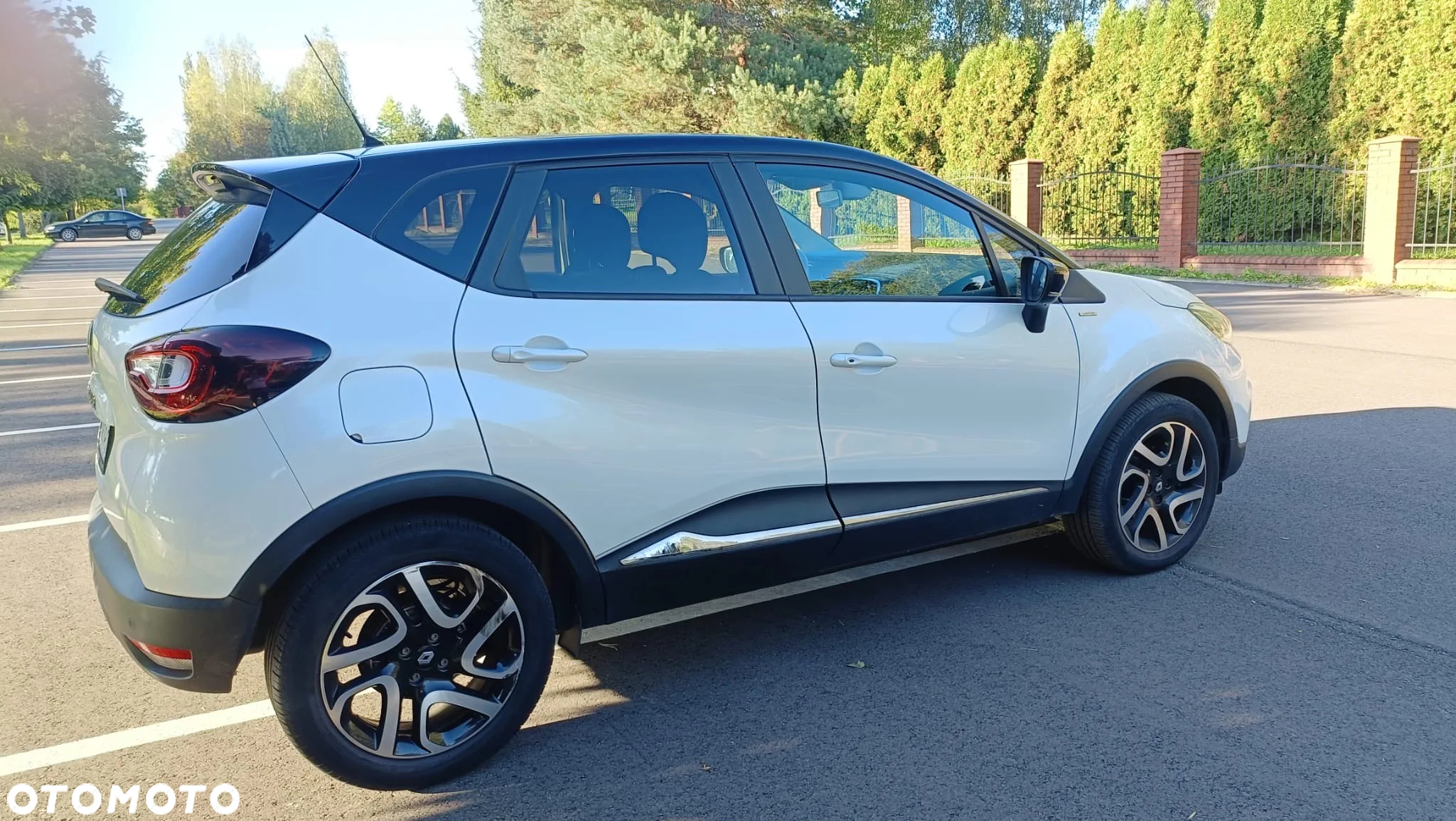 Renault Captur 1.2 Energy TCe Limited - 4