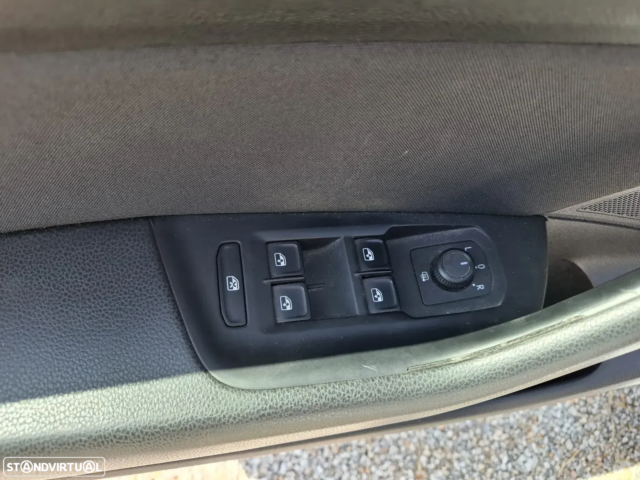 VW Passat 1.6 TDI Trendline - 21