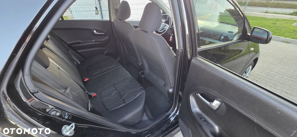 Kia Picanto 1.2 Dream Team Edition - 17